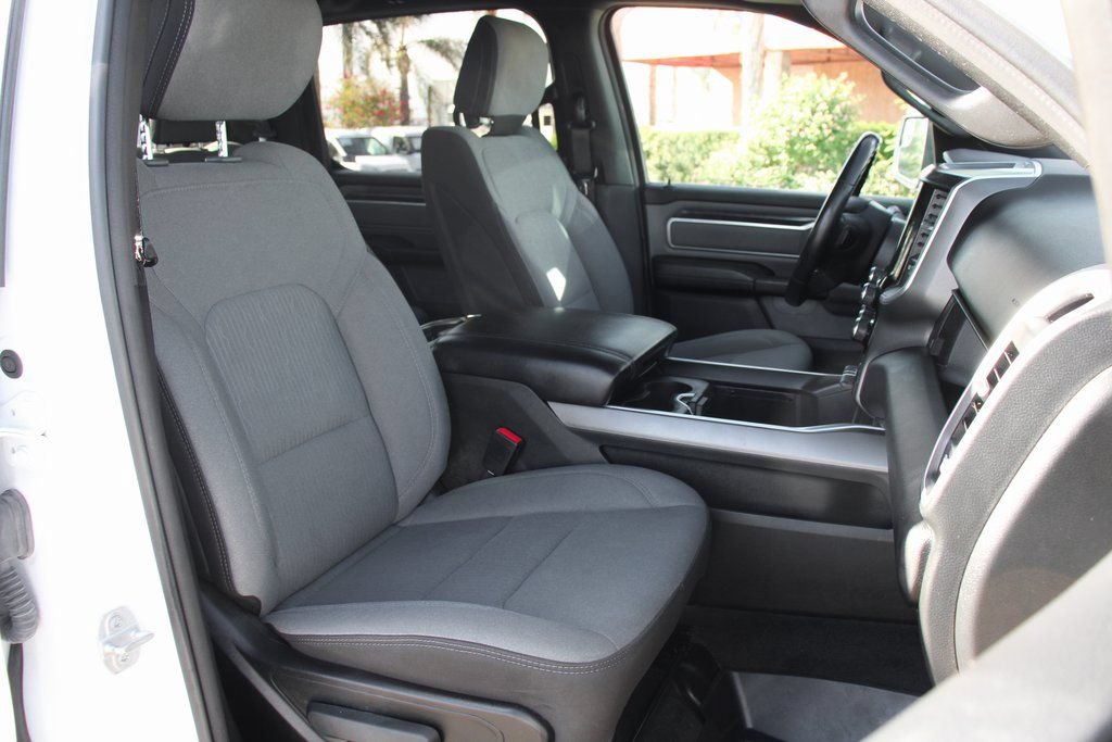 Used 2022 RAM 1500 Big Horn AWD/4WD image 36