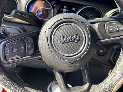 Used 2021 Jeep Wrangler Sport S image 5