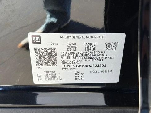 Used 2024 Chevrolet Traverse LT image 24