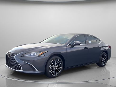 New 2025 Lexus ES 350 w/ Premium Package image 2
