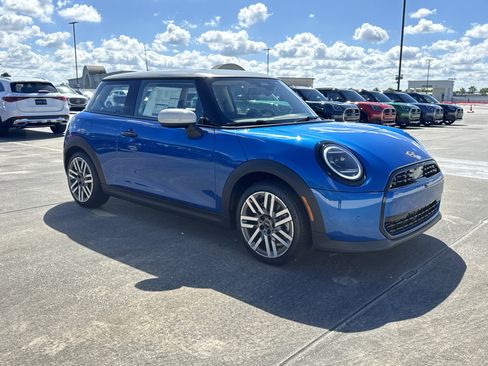 New 2026 MINI Cooper 2-Door Hardtop image 1