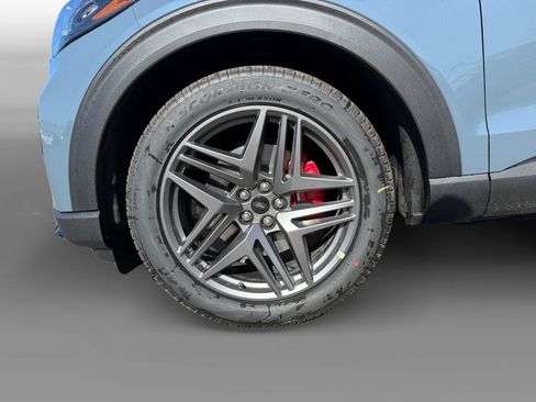 New 2026 Ford Explorer ST w/ Sun And Sound Package image 9