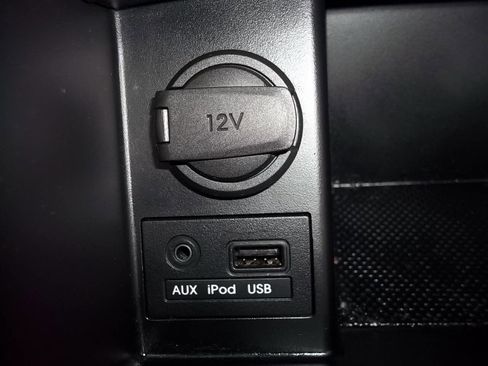 Used 2013 Hyundai Elantra Limited w/ Technology Pkg image 28