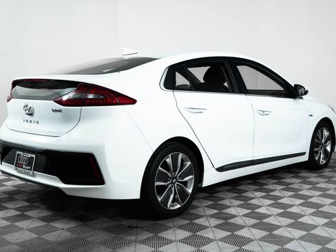 Used 2017 Hyundai Ioniq Limited image 7