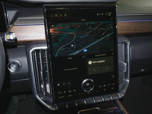 New 2026 GMC Acadia Denali Ultimate w/ LPO, Floor Liner Package image 15