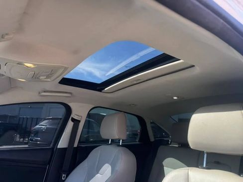 Used 2018 Ford Focus Titanium FWD image 20