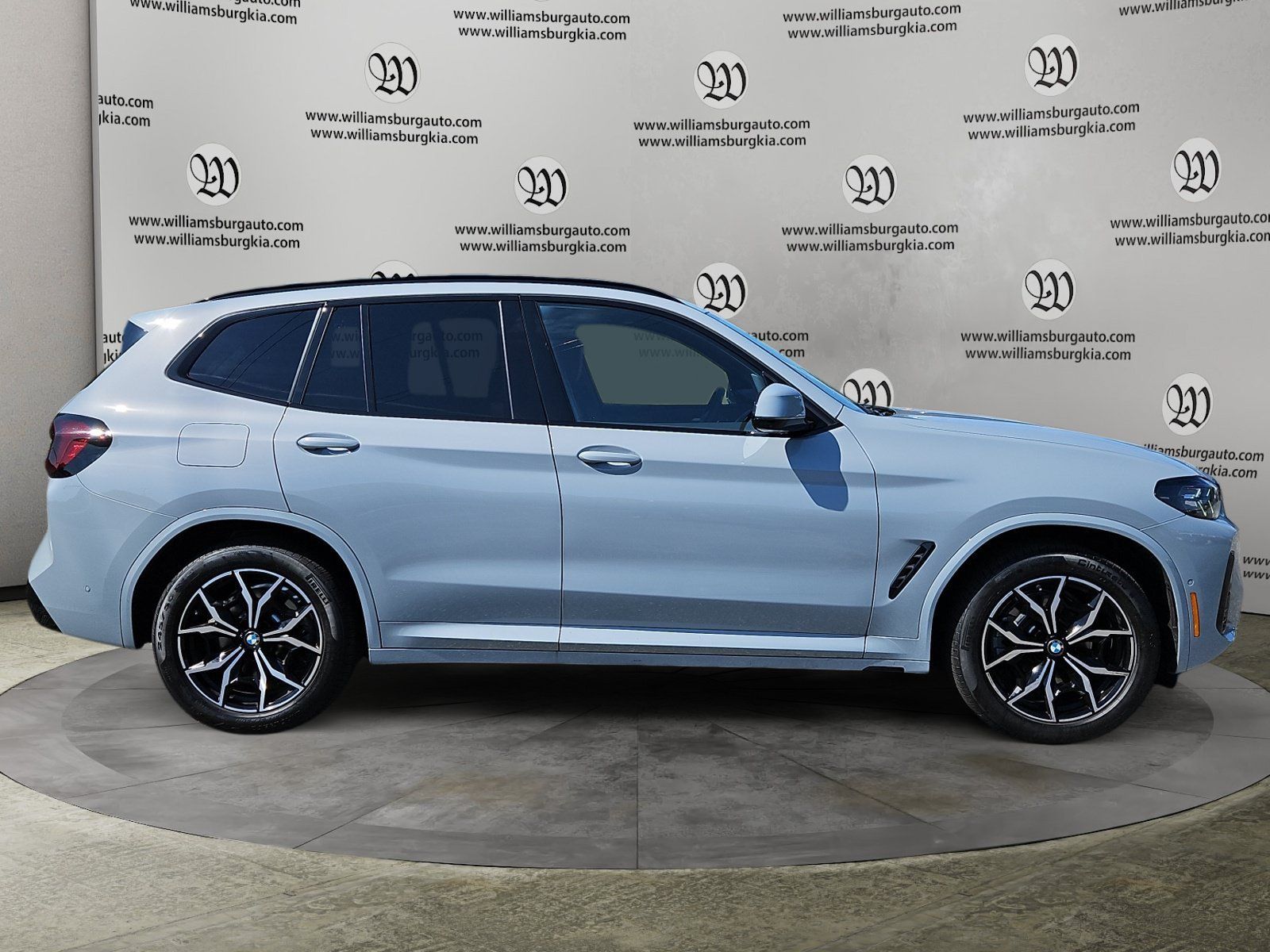 Used 2024 BMW X3 sDrive30i w/ Premium Package w/ZPA RWD image 6