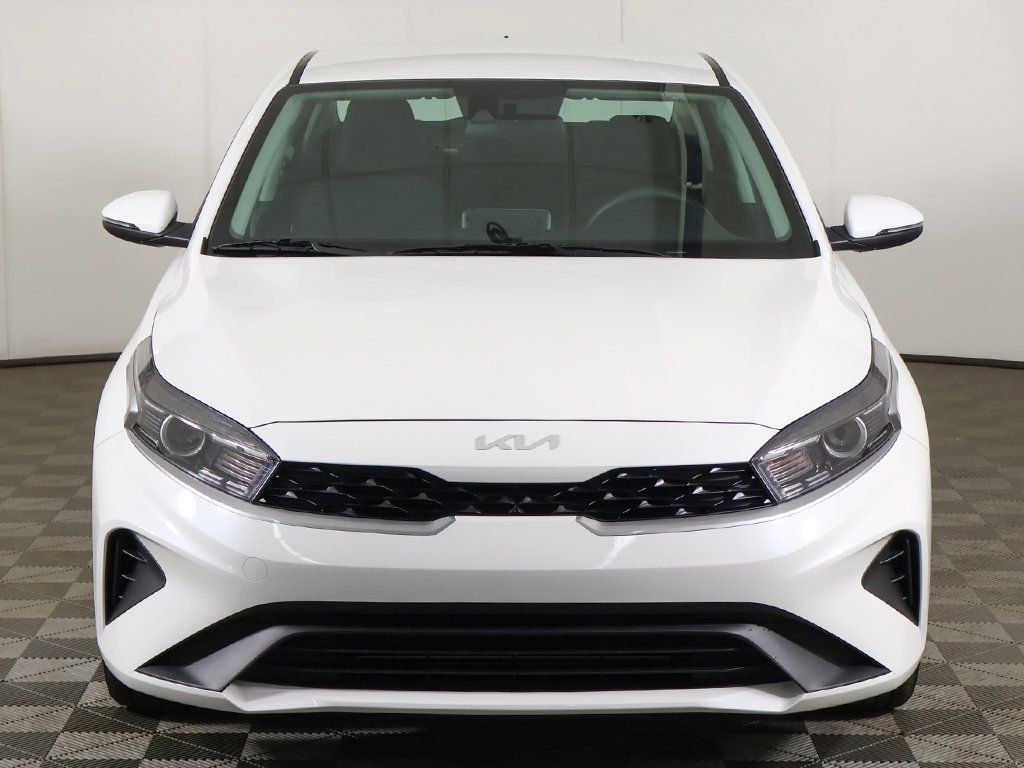 Used 2023 Kia Forte LXS w/ LXS Technology Package FWD image 10