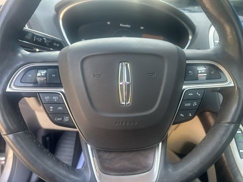Used 2020 Lincoln Nautilus Reserve w/ Equipment Group 201A FWD image 22