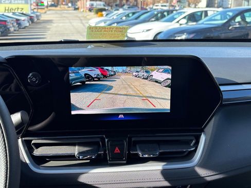 Used 2025 Chevrolet TrailBlazer LT image 17