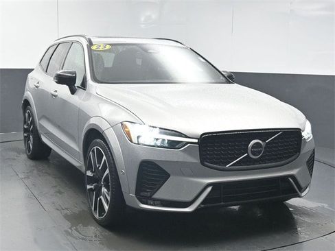 Used 2023 Volvo XC60 B5 Ultimate w/ Protection Package Premier FWD image 2