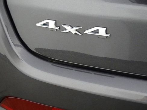 Used 2022 Jeep Compass Latitude image 42