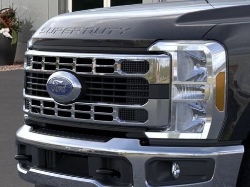 New 2026 Ford F250 XLT w/ Snow Plow Prep Package AWD/4WD image 17