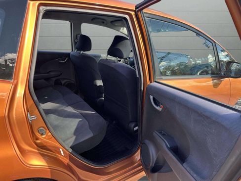 Used 2010 Honda Fit Sport image 17