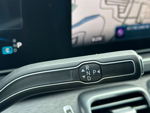 New 2025 Mercedes-Benz GLE 53 AMG 4MATIC Coupe image 17