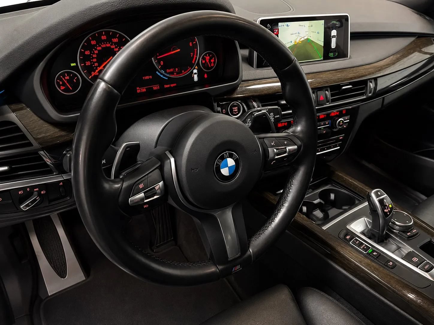 Used 2015 BMW X5 xDrive50i AWD/4WD image 9