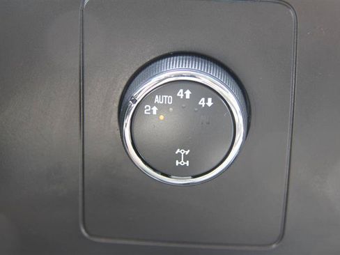 Used 2009 Chevrolet Silverado 1500 LT w/ Power Pack Plus AWD/4WD image 31