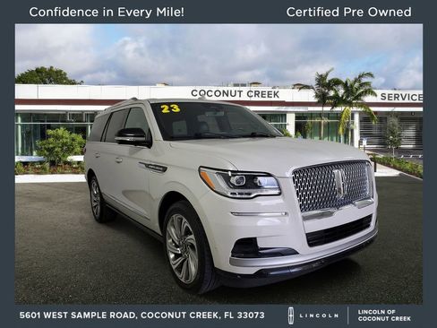 Used 2023 Lincoln Navigator Reserve AWD/4WD image 1