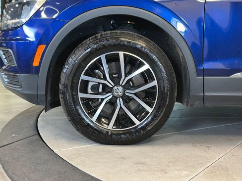 Used 2021 Volkswagen Tiguan SE AWD/4WD image 27