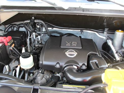 Used 2014 Nissan NV 3500 SL w/ Technology Package RWD image 42
