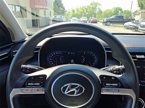 Certified 2023 Hyundai Tucson SEL AWD/4WD image 19