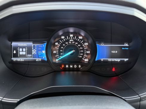 Used 2023 Ford Edge ST-Line w/ Class II Trailer Tow Package image 15