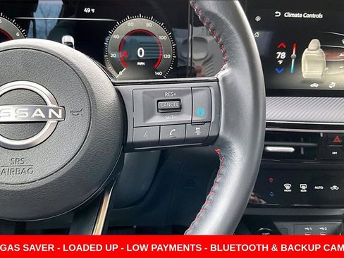 Certified 2025 Nissan Kicks SR image 11