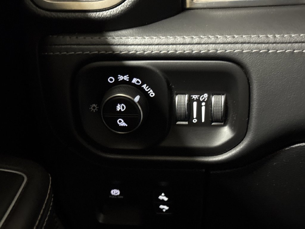 Used 2021 RAM 1500 Limited RWD image 19
