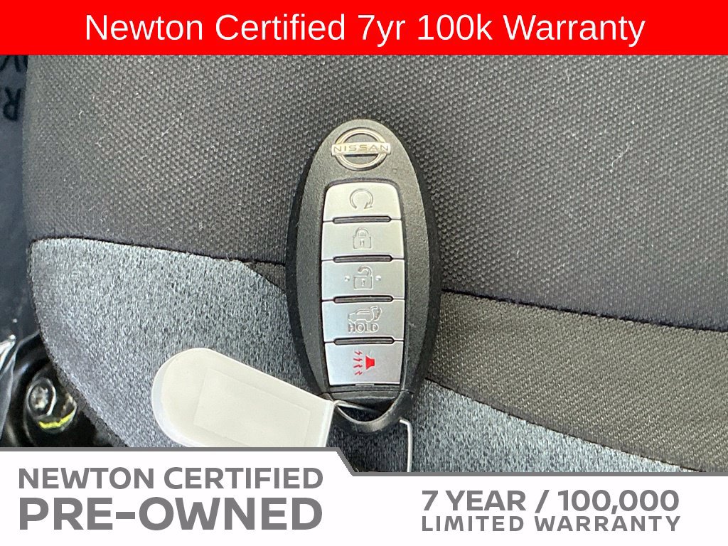 Used 2023 Nissan Versa SV FWD image 36