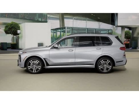 New 2027 BMW X7 xDrive40i image 4