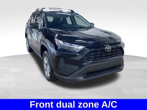 Used 2022 Toyota RAV4 XLE w/ Convenience Package AWD/4WD image 6