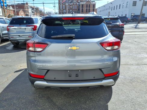 Certified 2022 Chevrolet TrailBlazer LT w/ Convenience Package image 6