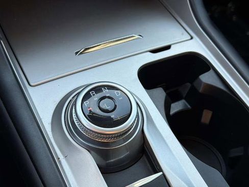 Certified 2023 Ford Explorer XLT image 29