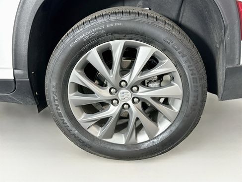 Used 2025 Buick Enclave Preferred FWD image 11