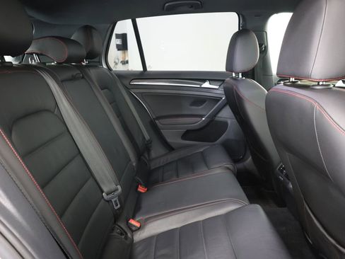 Used 2017 Volkswagen GTI SE FWD image 24