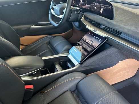 Used 2022 Lucid Air Grand Touring AWD/4WD image 14
