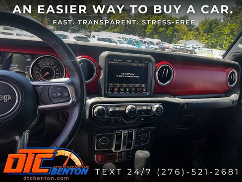 Used 2023 Jeep Gladiator Rubicon w/ LED Lighting Group AWD/4WD image 12