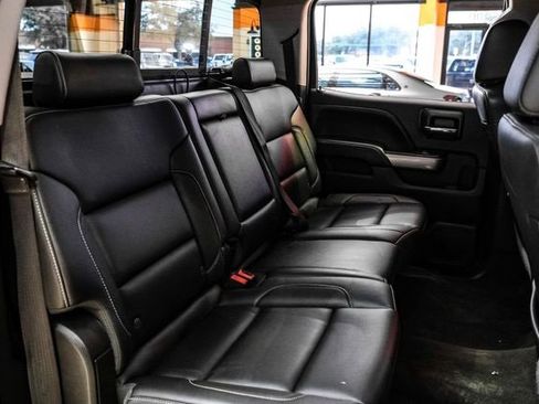 Used 2018 Chevrolet Silverado 1500 LTZ Z71 w/ Midnight Edition image 28