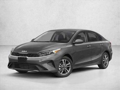 Used 2023 Kia Forte LXS w/ LXS Technology Package FWD image 2