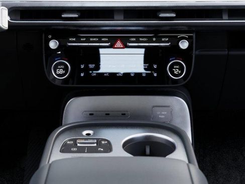 New 2026 Hyundai Ioniq 9 Limited image 16