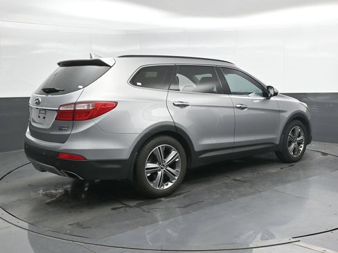 Used 2015 Hyundai Santa Fe Limited w/ Option Group 04 AWD/4WD image 3