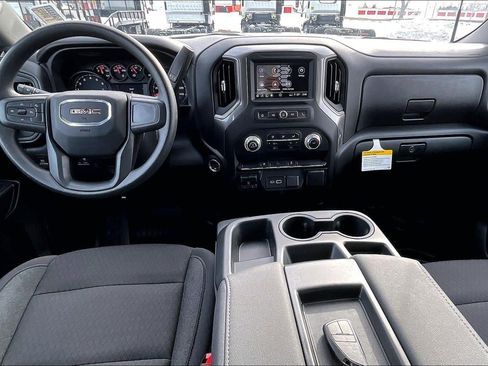 Used 2026 GMC Sierra 3500 Pro w/ Convenience Package image 15