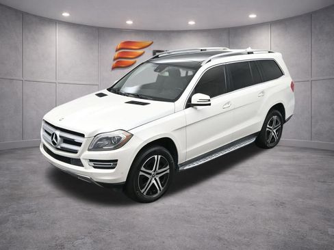 Used 2016 Mercedes-Benz GL 450 4MATIC w/ Premium I Package image 50