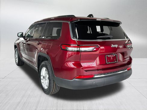 Used 2023 Jeep Grand Cherokee L Laredo AWD/4WD image 8