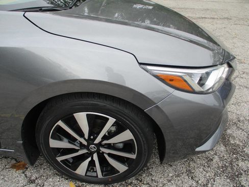 Used 2021 Nissan Sentra SV w/ SV Premium Package FWD image 22