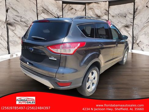 Used 2016 Ford Escape SE w/ Equipment Group 201A FWD image 6