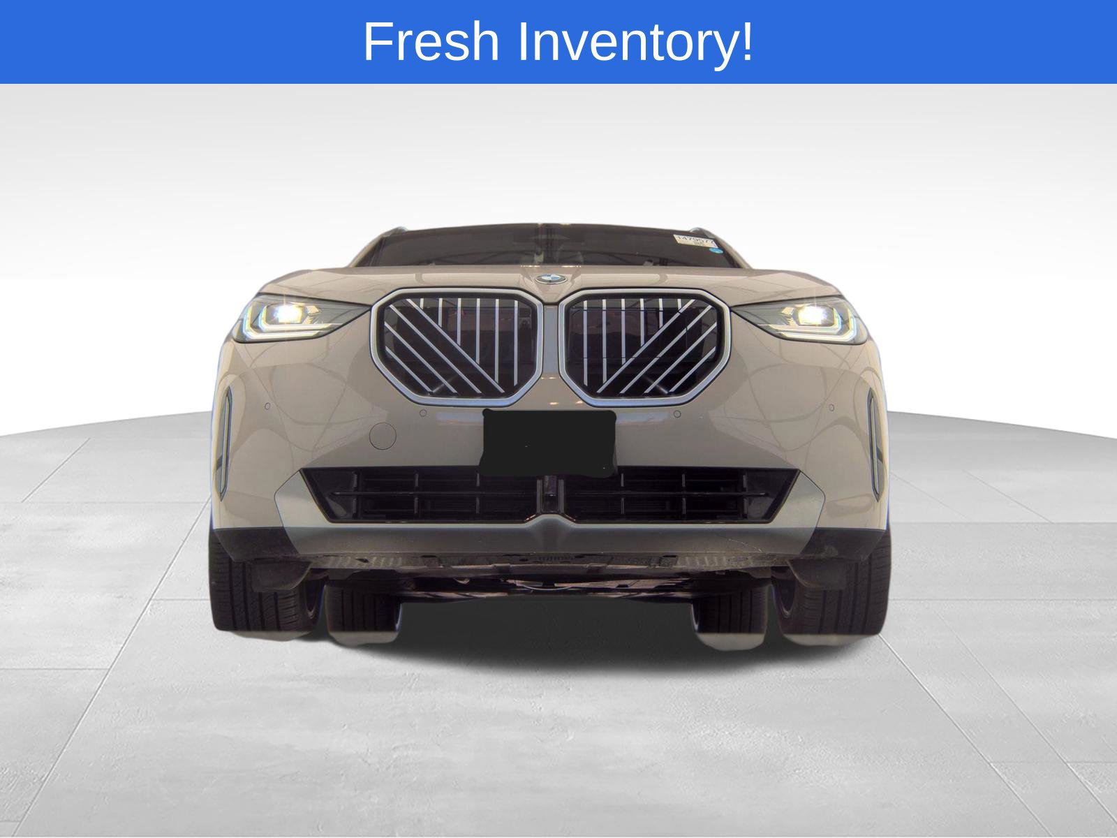 Used 2025 BMW X3 xDrive30i w/ Premium Package AWD/4WD image 3