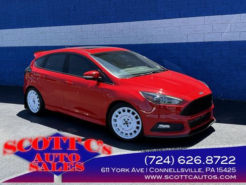Used 2015 Ford Focus ST w/ Equipment Group 402A FWD image 1