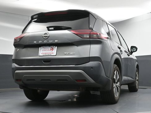 Used 2022 Nissan Rogue SV w/ SV Premium Package image 25