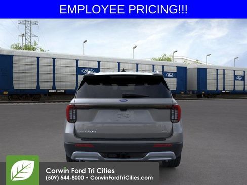 New 2026 Ford Explorer Platinum AWD/4WD image 6